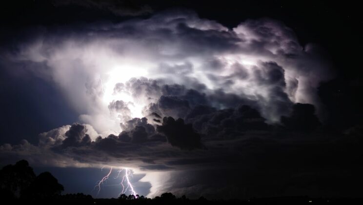 Μεταβολή του καιρού με τοπικά ισχυρές καταιγίδες – Πρόγνωση καιρού Ελλάδος 05/09/2022